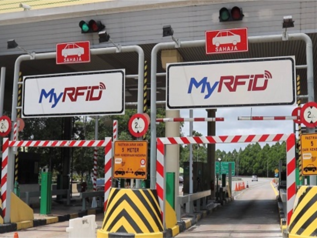 RFID with ANPR toll at PLUS Highway