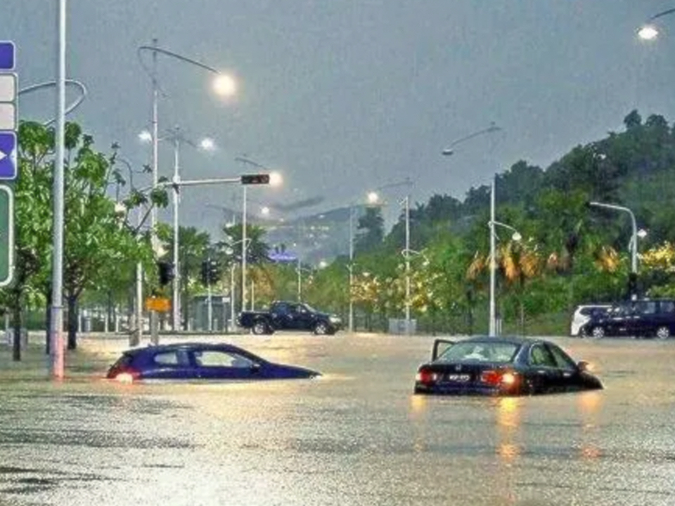 Car Flooded: What To Do During And After The Flood