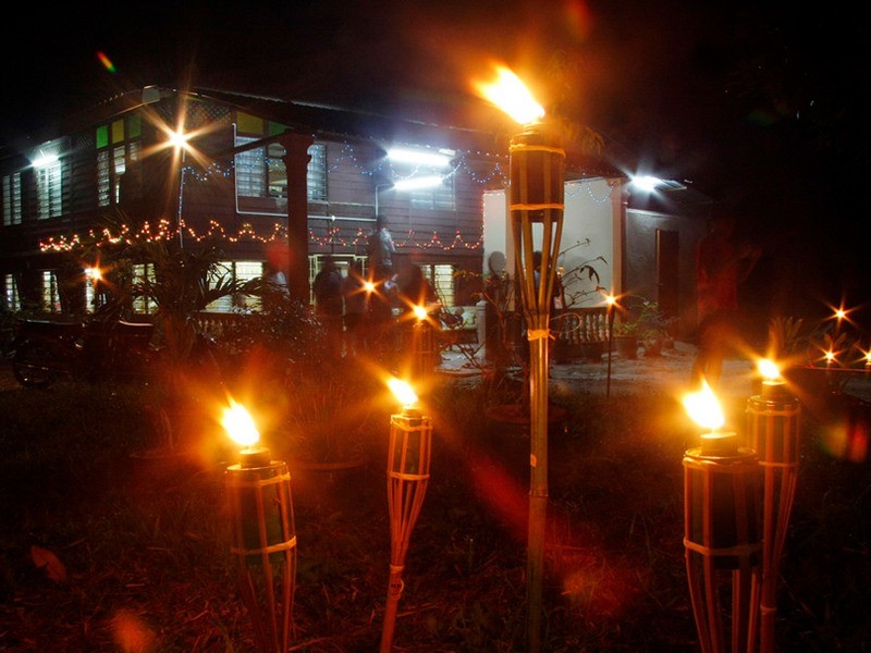 Pelita is one of Ramadan traditions in Malaysia