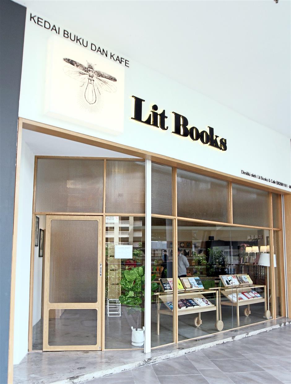 Lit Books