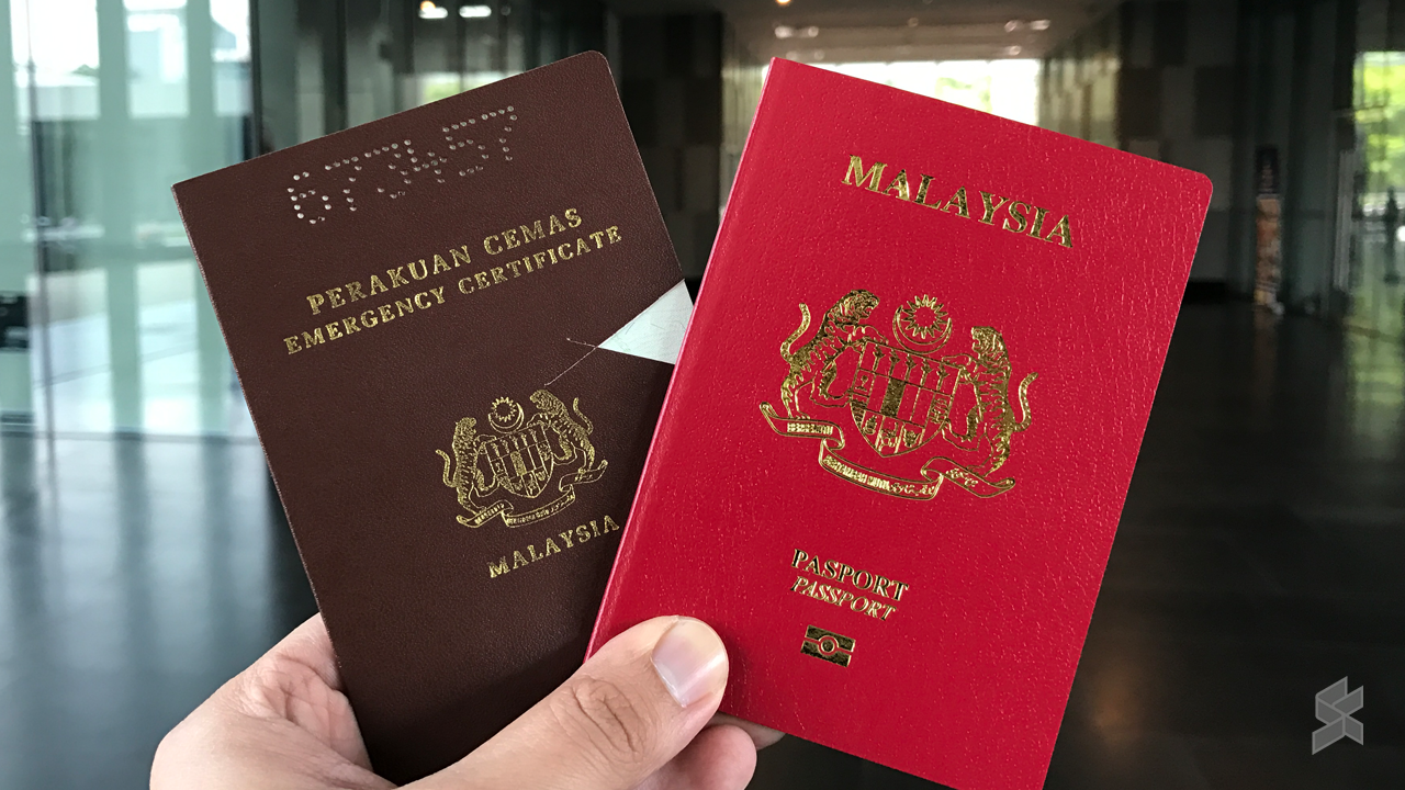 Renew Malaysian Passport Online - Old and New Passport