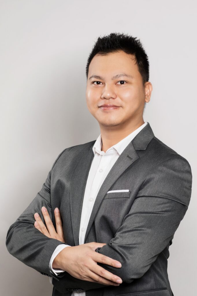 Waterco's Regional Business Development Manager, Mr Koo Zao Cheong