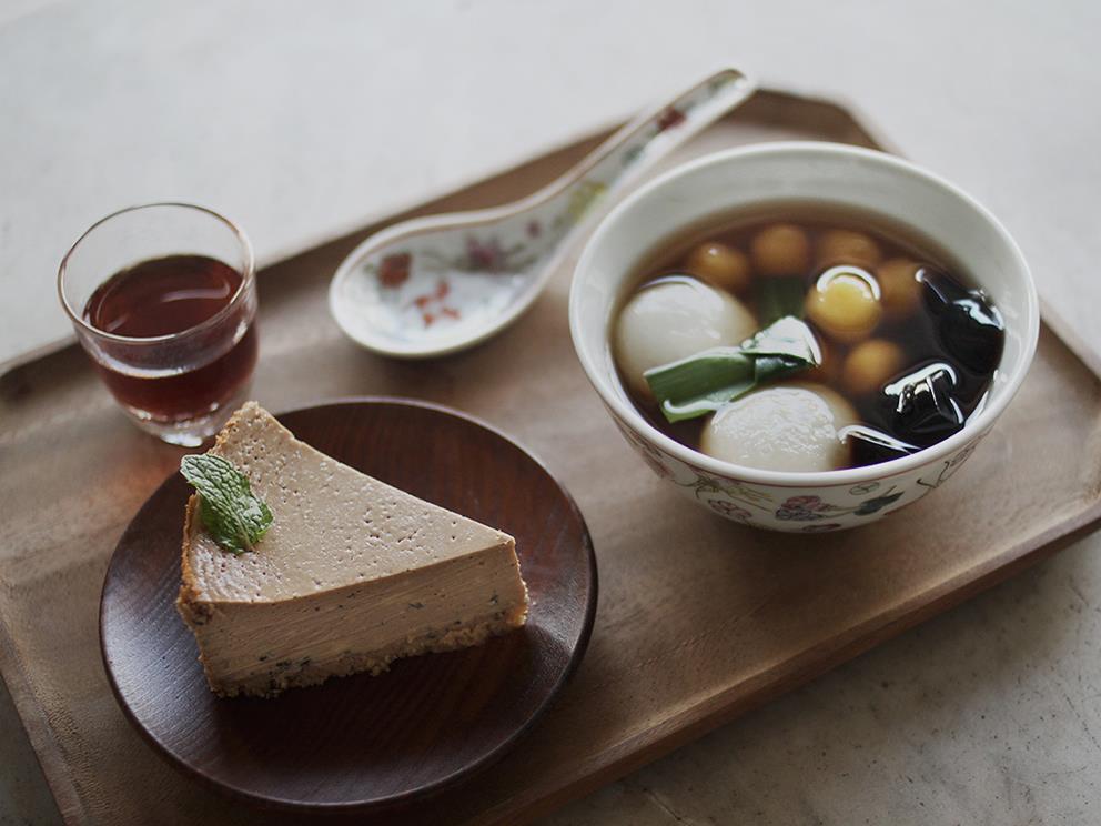 Seong Man Teahouse: tang yuan