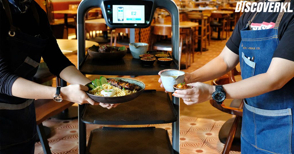 robot restaurant Malaysia: interactive robot