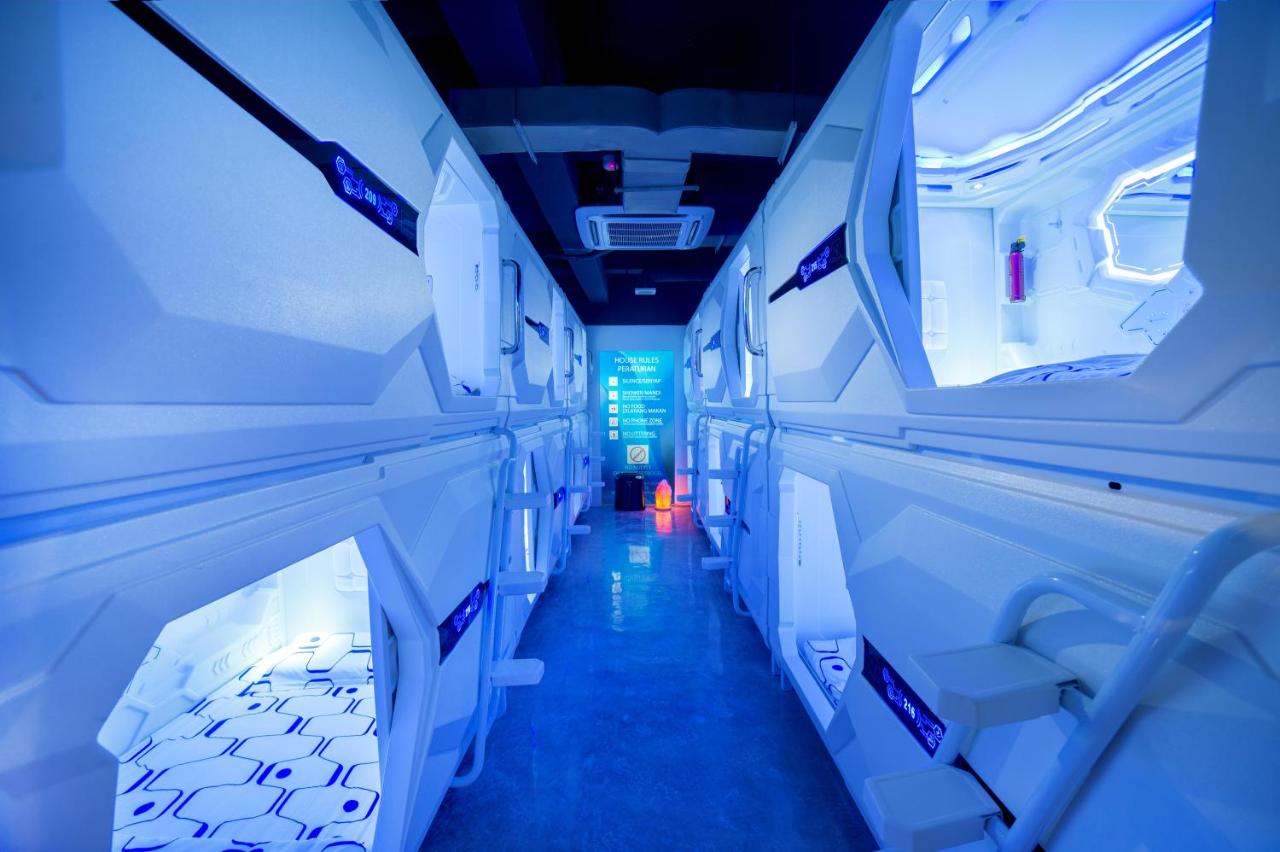 Riccarton Capsule Hotel