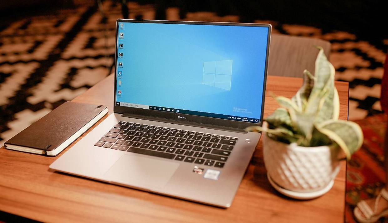HUAWEI-matebook-d15-display-is one of the best laptops in 2022