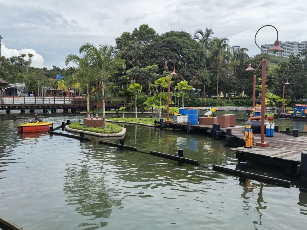 boating school, legoland malaysia rides