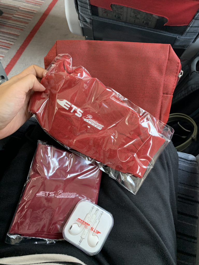 travel kits given to the passengers of ets business class