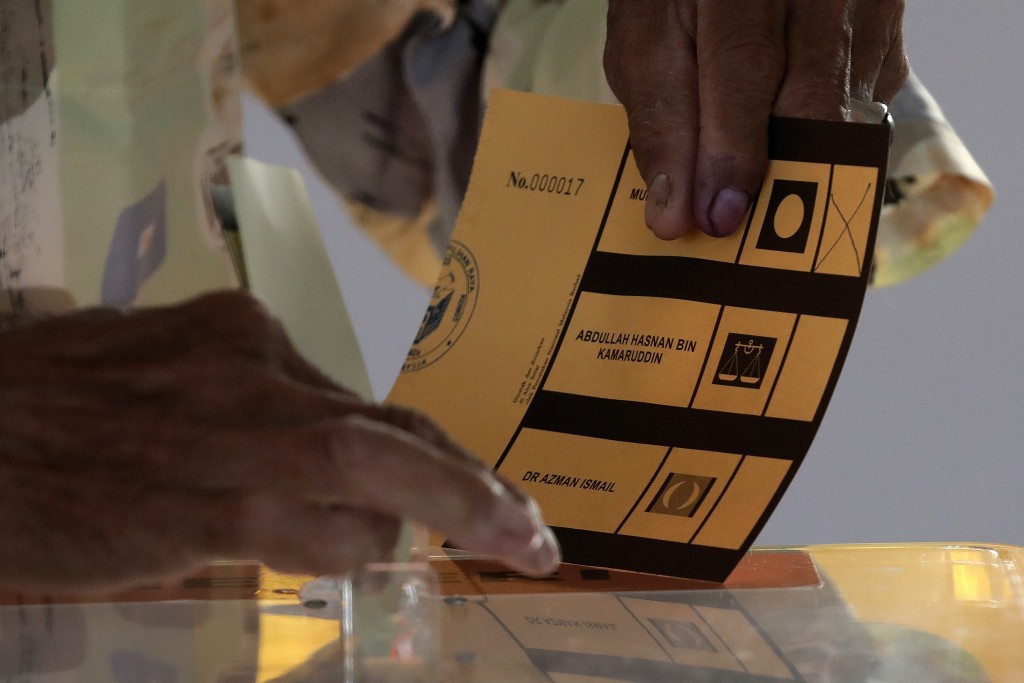 How to mark ballot paper