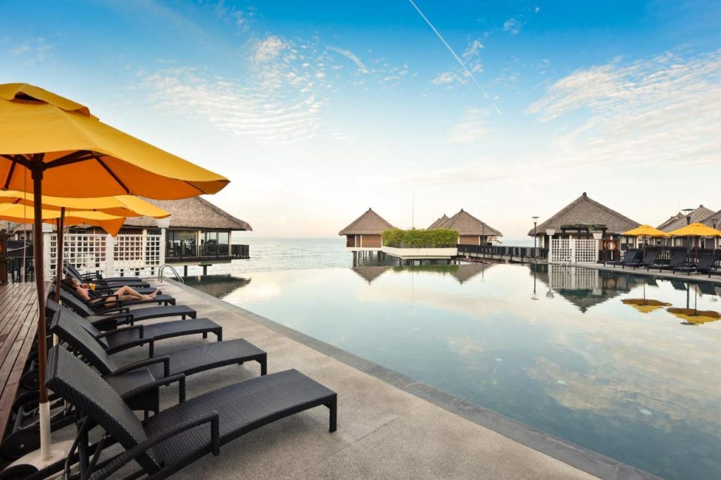 avani goldcoast seeping resort; floating hotels in Malaysia