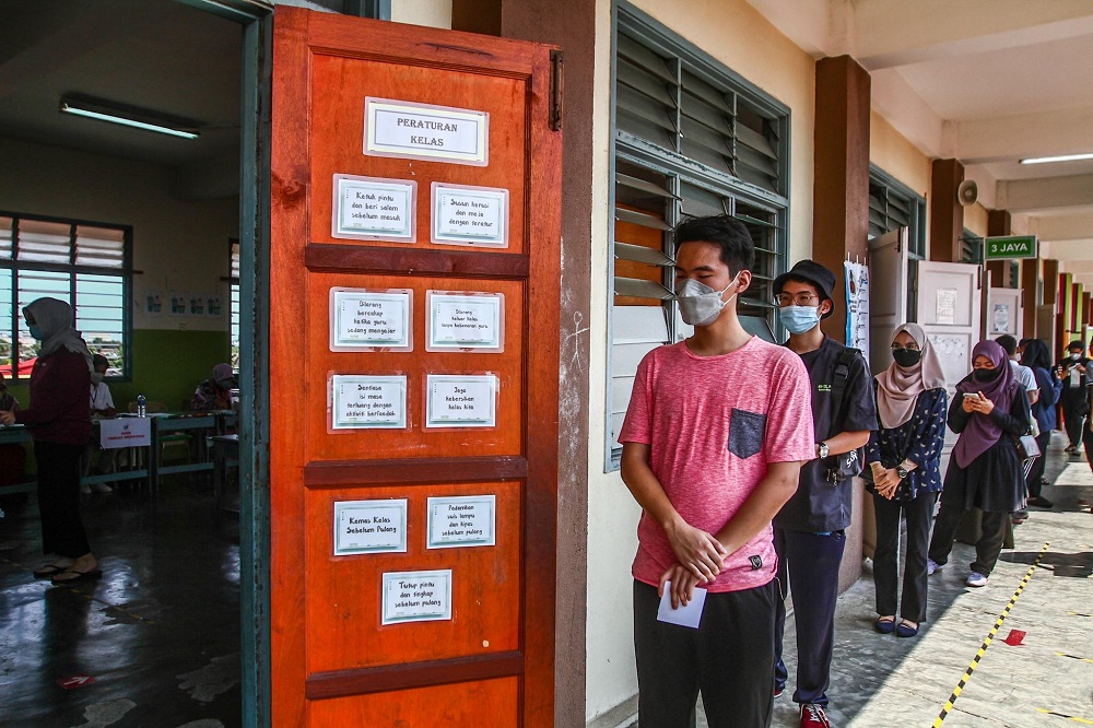 5 days leave GE15 for Malaysian students