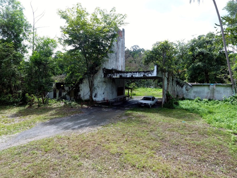 mimaland surviving building, yet abandoned