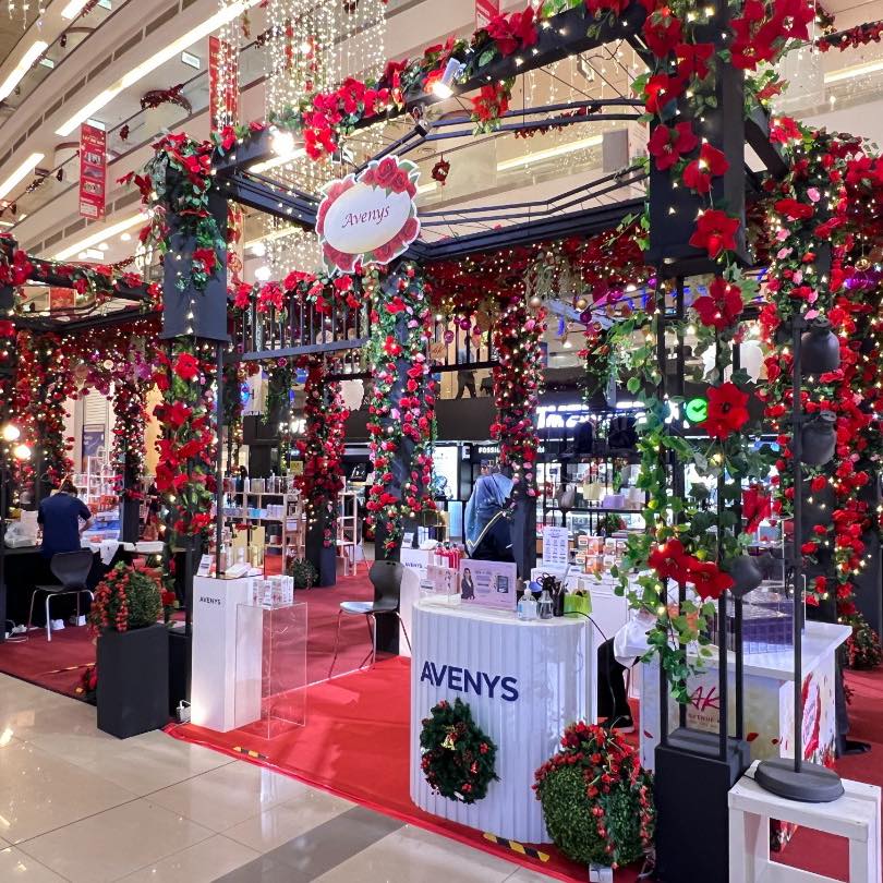 christmas in Malaysia malls - avenue-k