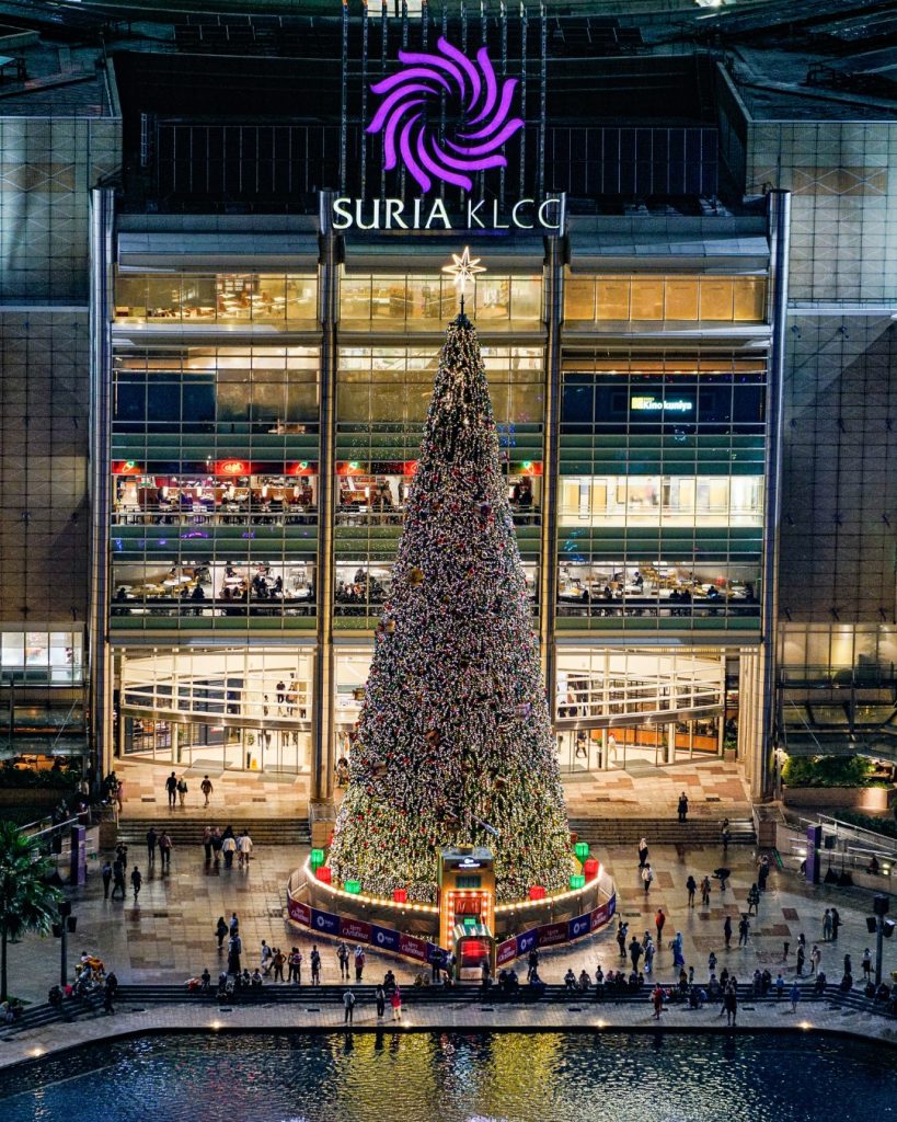 Malaysia malls Christmas tree - suria klcc