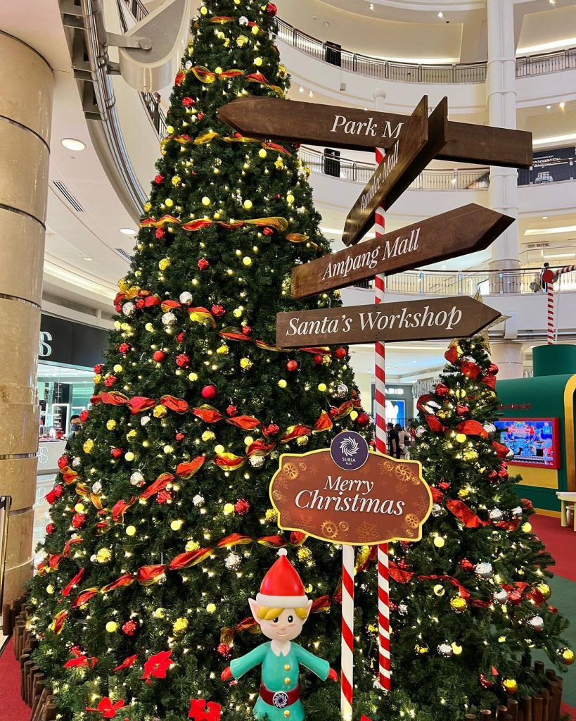 Malaysia malls Christmas tree - suria klcc