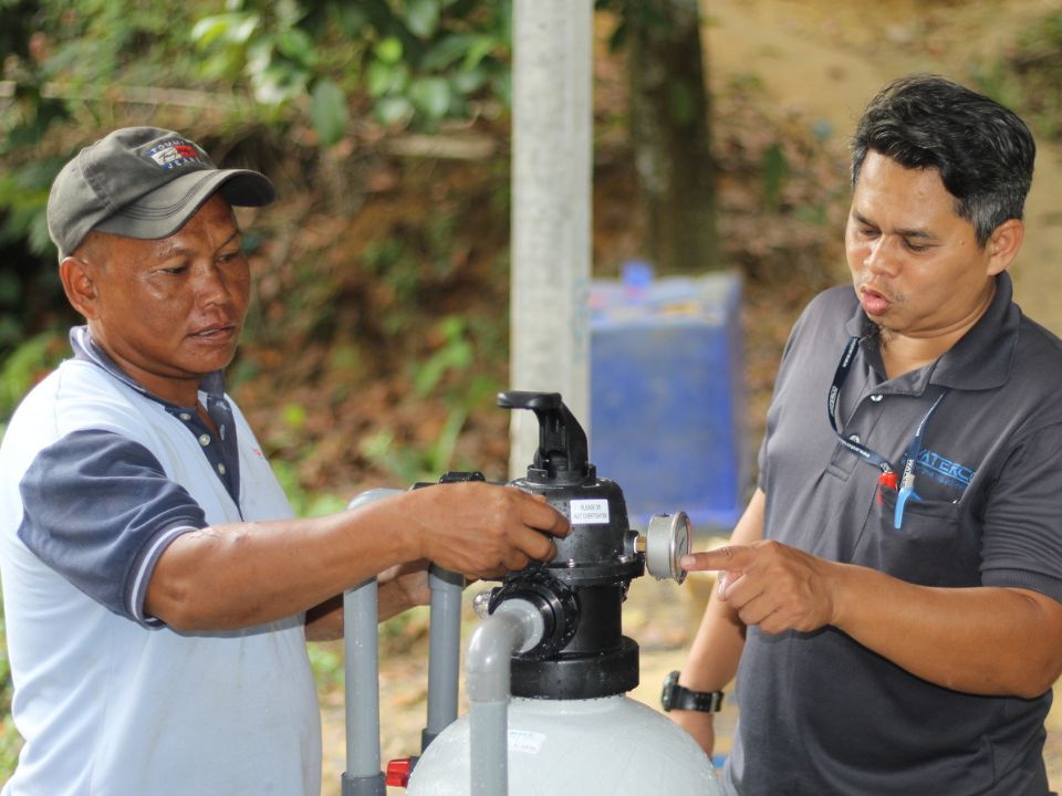 Waterco Malaysia Helps Orang Asli to get clean safe water