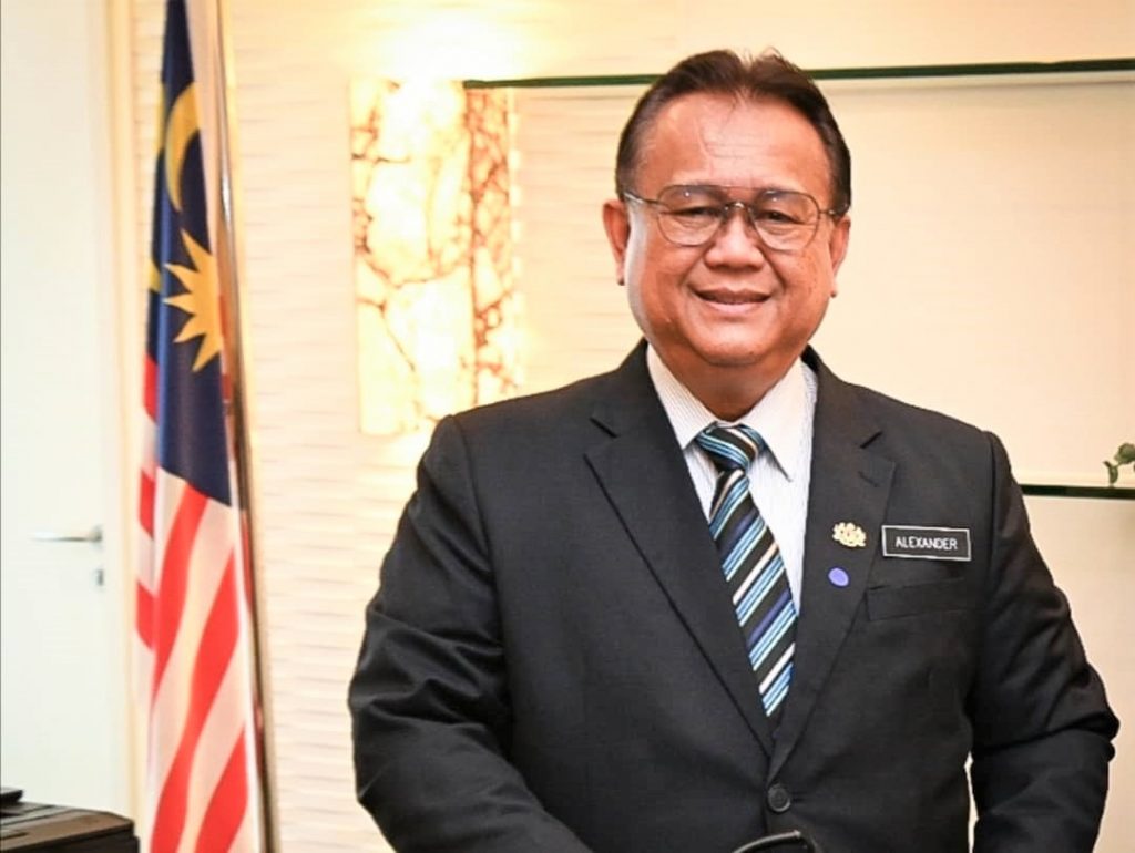 Datuk Seri Alexander Nanta Linggi - Works Minister - Malaysia's new Cabinet.