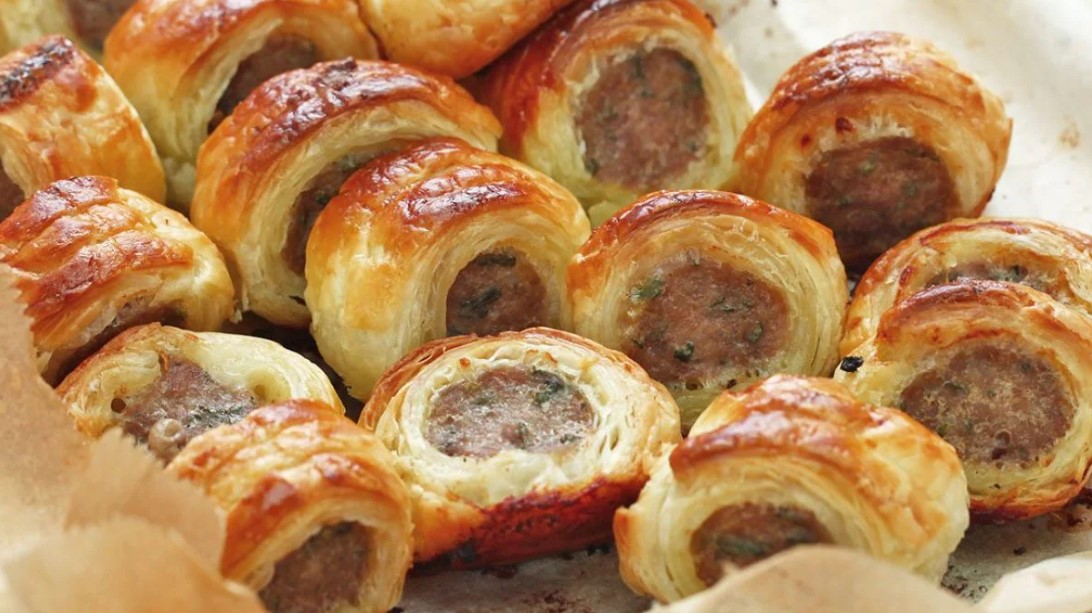 Finger Food List to Complete Your Christmas Party!