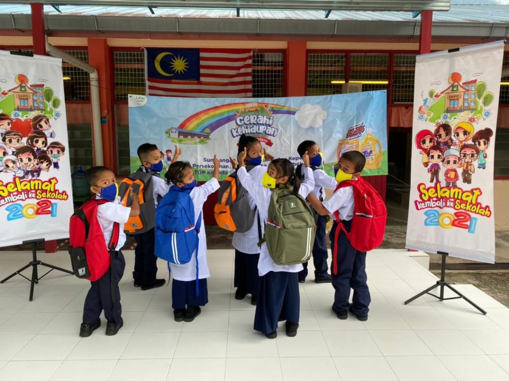  ‘Cerahi Kehidupan Bersama TOP’ Back-to-School Campaign  