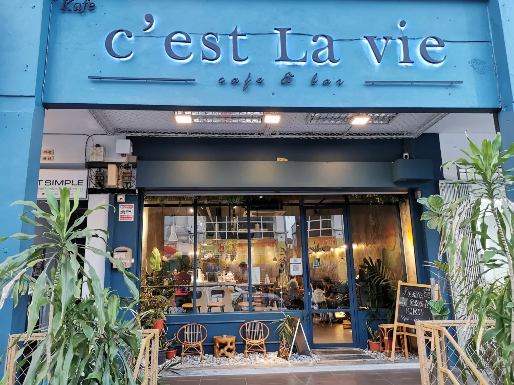 pet-friendly cafe in kl