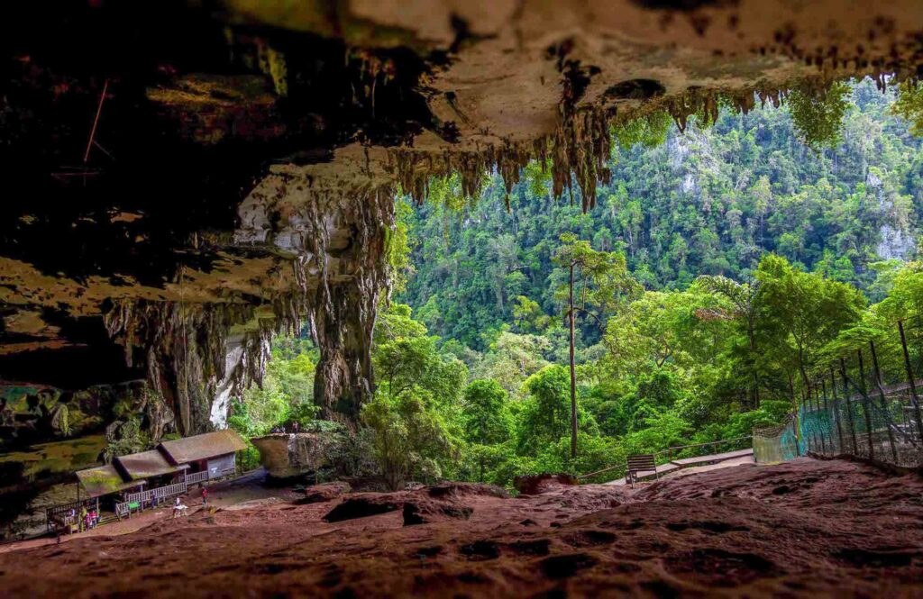 niah national park - attractions in Sarawak