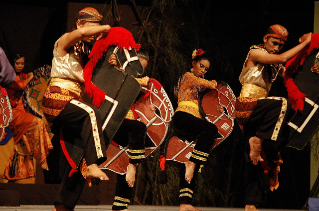 Traditional Dances In Malaysia