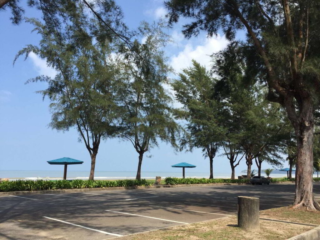 beach in miri