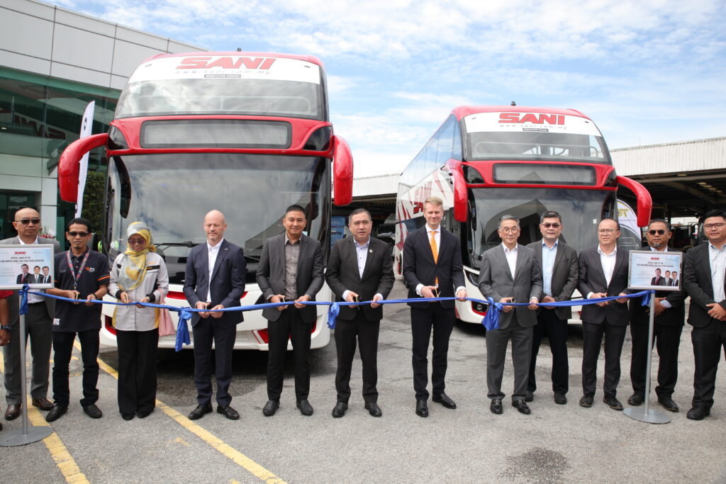 Official ribbon cutting ceremony and the Volvo B11RLE handover to Sani Express Sdn Bhd