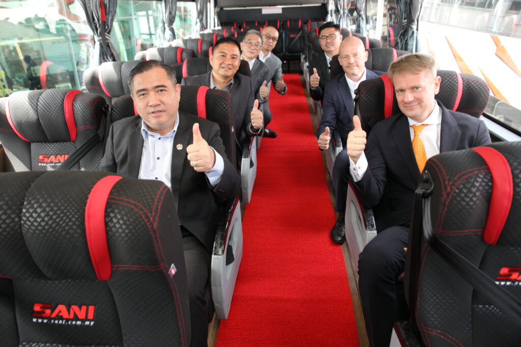 YB Anthony Loke and other accompanying VIPs experiencing the interior of Volvo B11RLE double deck coach