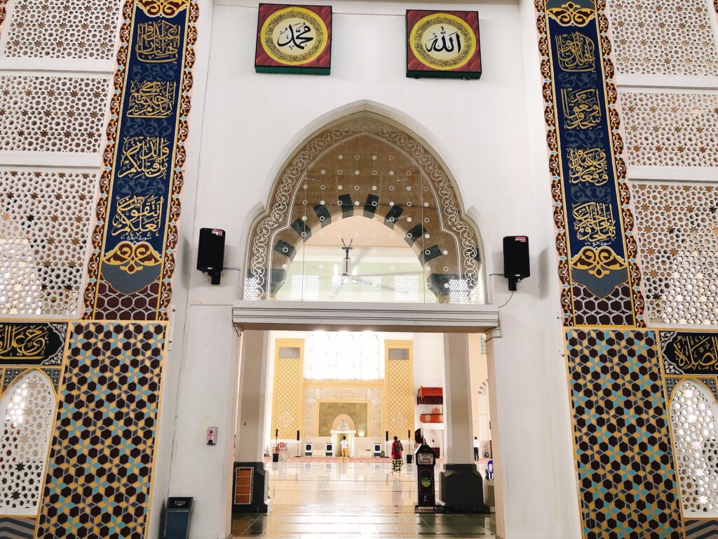 Likas Floating Mosque