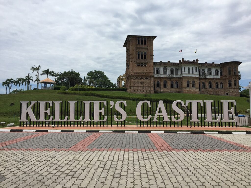 Places to go in ipoh: kellie castle