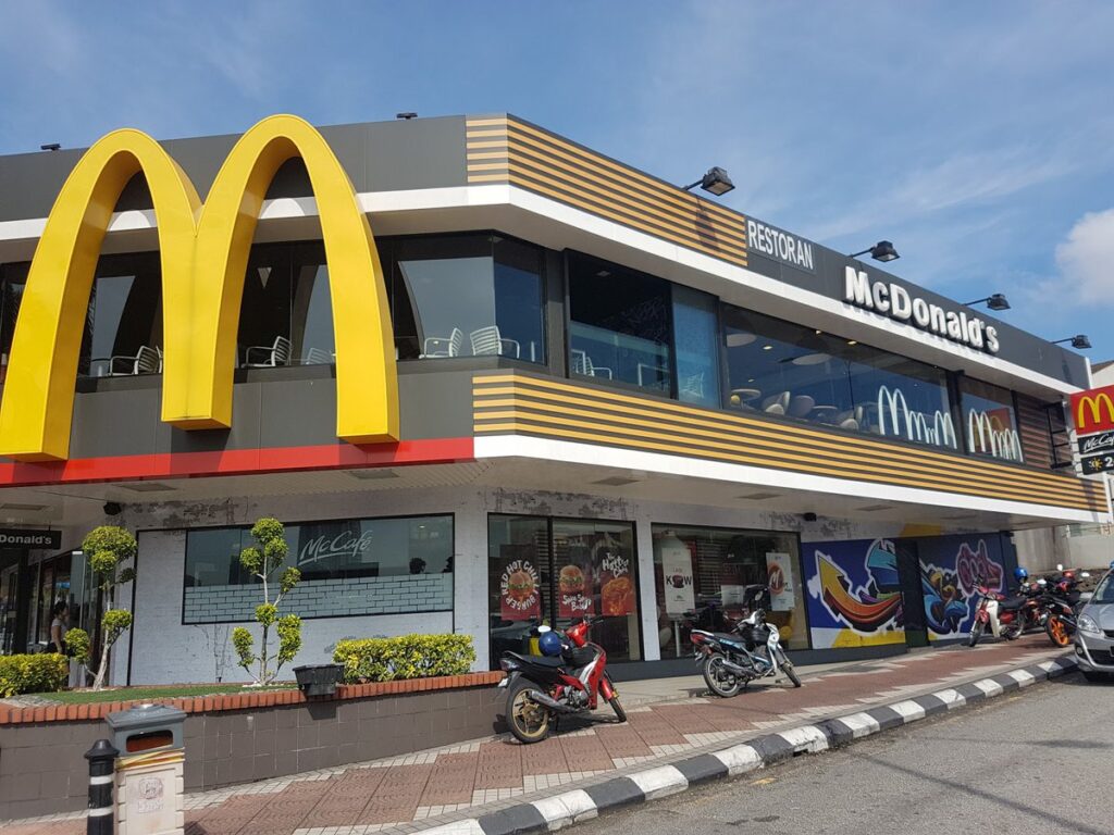 Unique mcdonalds outlet-Mcd Bangsar 