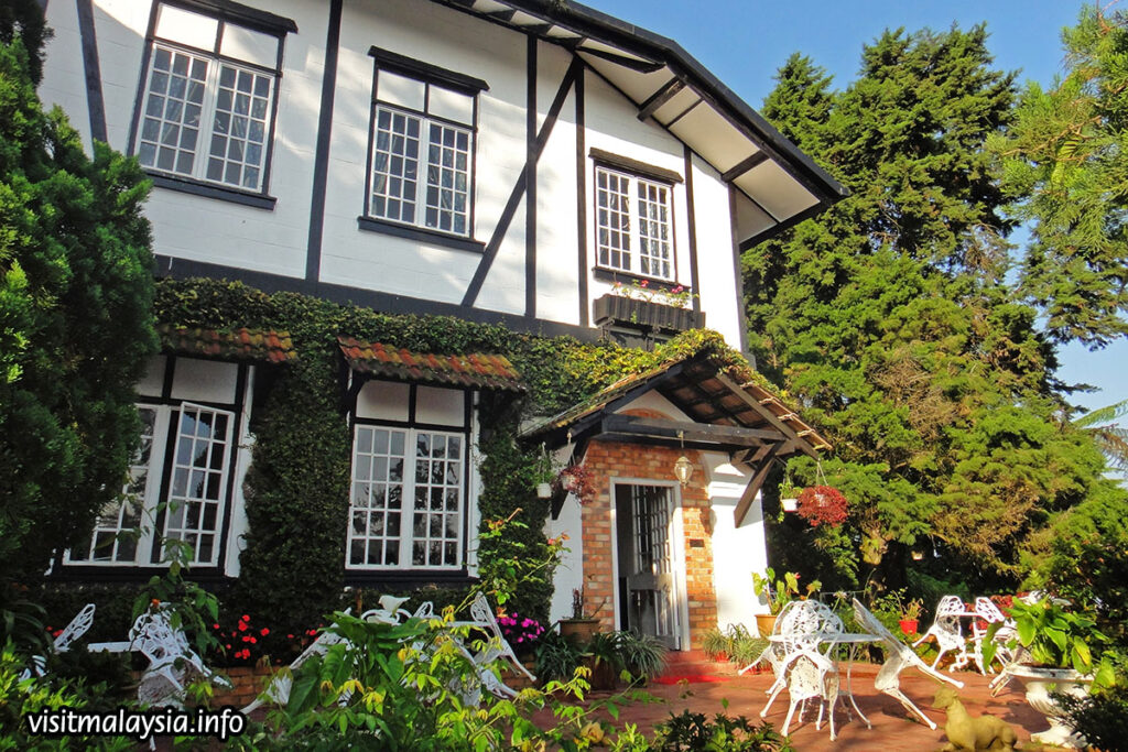 Attractions in Pahang, Cottage-like building of Ye Old Smokehouse in Fraser's Hill