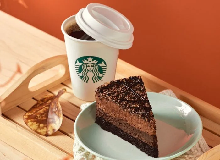 Starbucks, free cake for birthday promotions