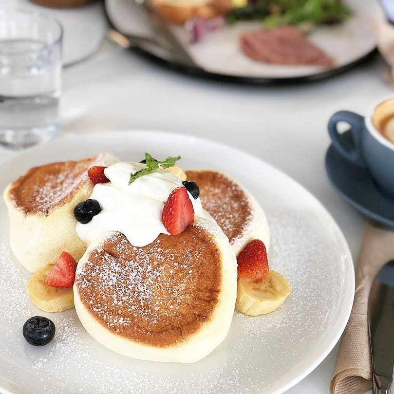 Places for souffle pancake kl: Neighbour's Coffee Bar