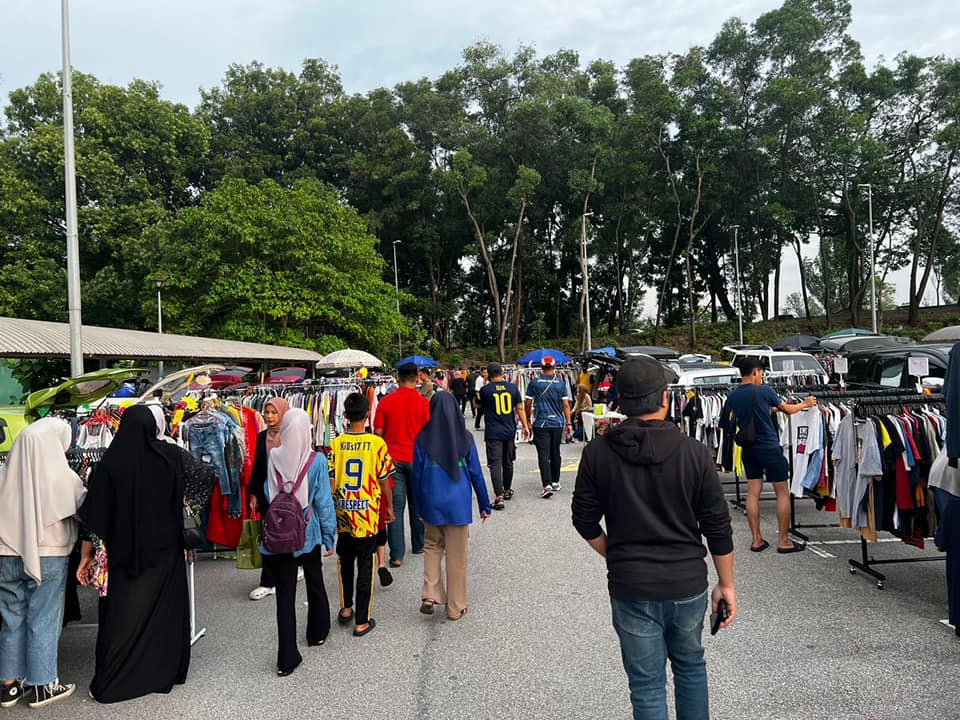 Car boot sale shah alam