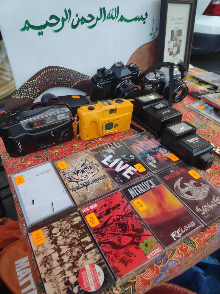 vintage cameras and tape records at cbs taman melawati