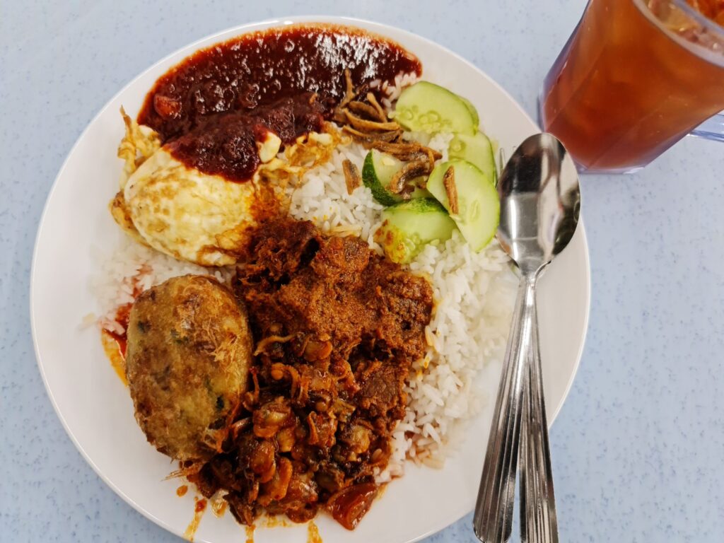A fresh plate of delicious nasi lemak