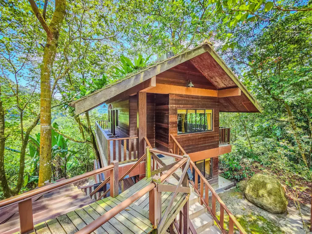 airbnb with bbq pit Malaysia: 5. Templer Park Rainforest, Selangor