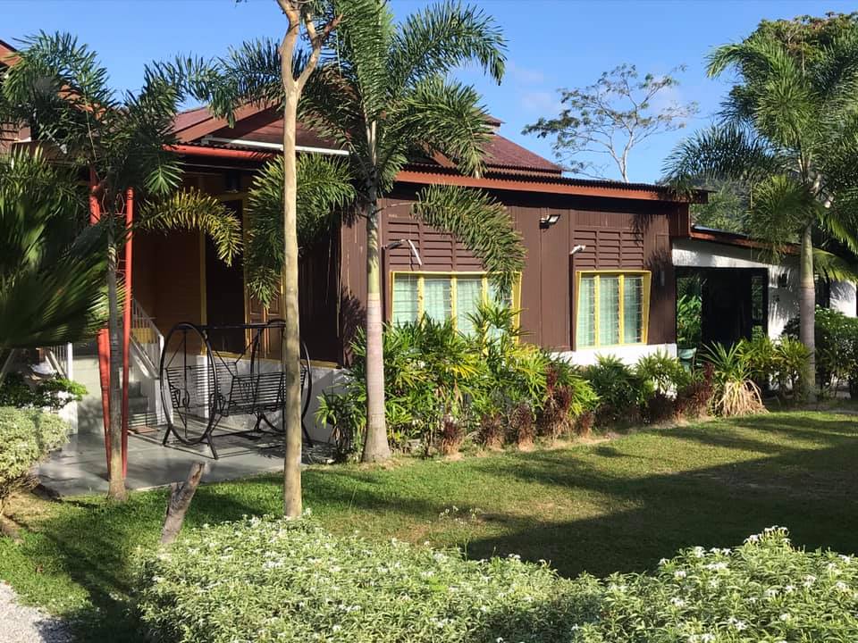 airbnb with bbq pit Malaysia: 8. Laman Tamara Seri Menanti, Negeri Sembilan