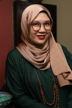 Malaysian Writers: Hanna Alkaf