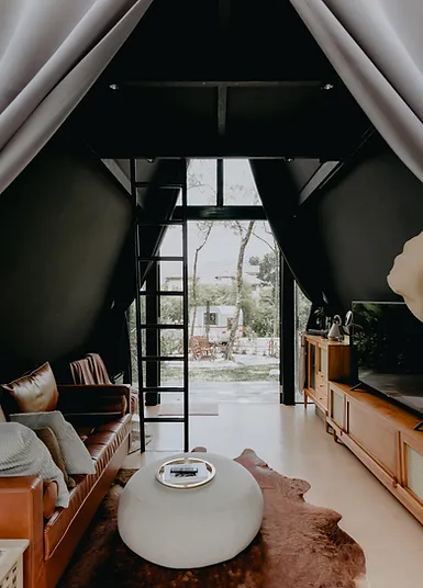 The Glamping Spots @ Villa Takun: The Black A-Frame