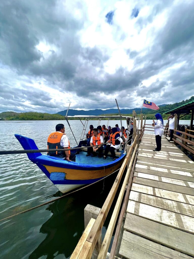 Boat Cruising Activity