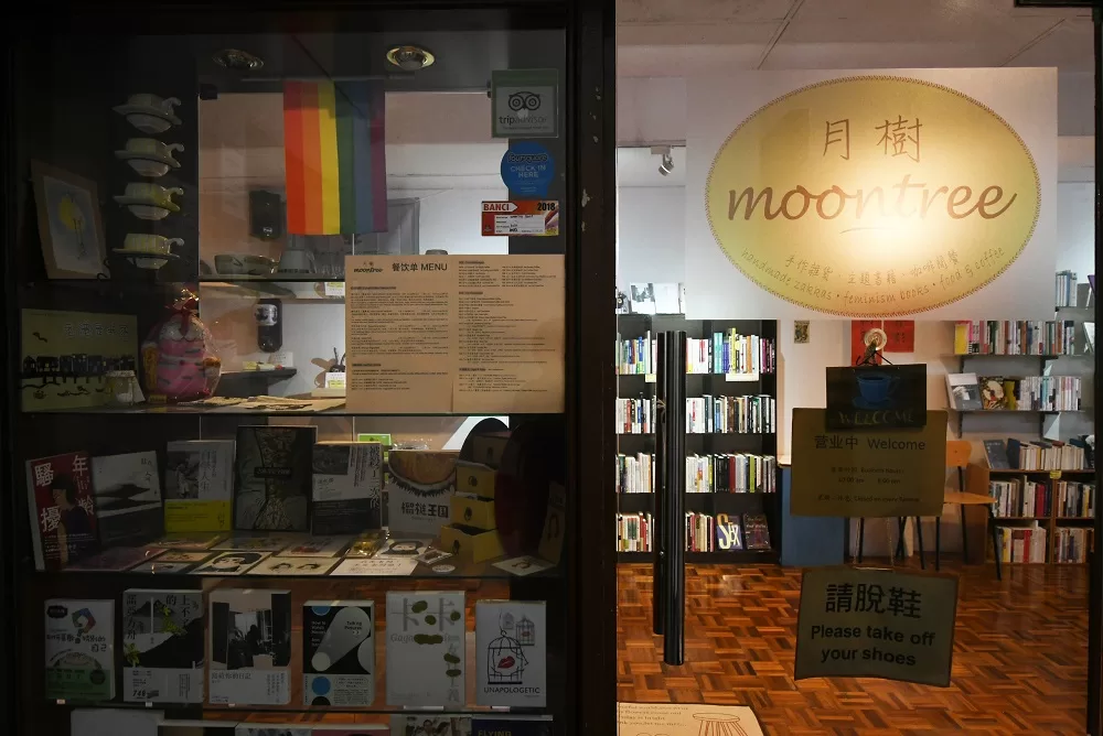 Moontree Library Cafe Is The Perfect Spot To Hang Out With Friends In KL 
