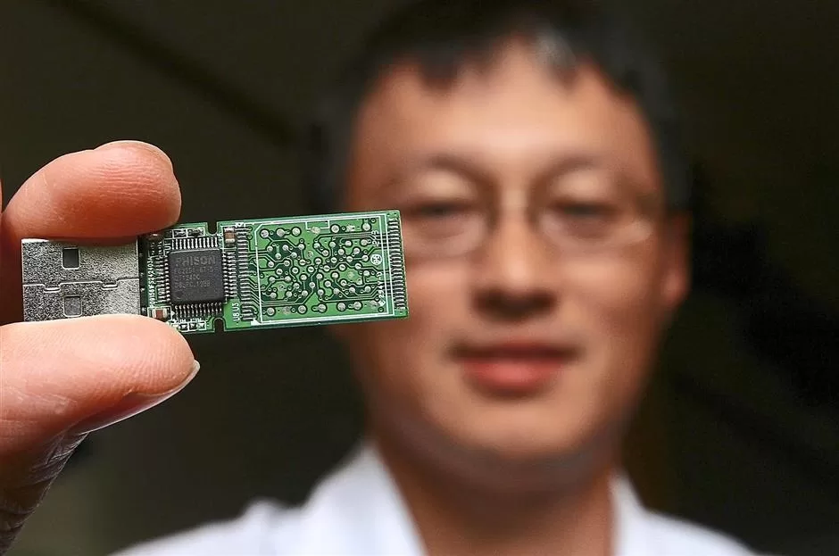The Malaysian Man Who Invented Pendrive!
