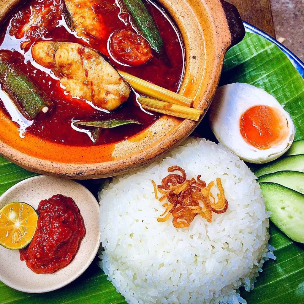 Order Your Favorite Nyonya Cuisine At The Baboon House Cafe In Melaka!