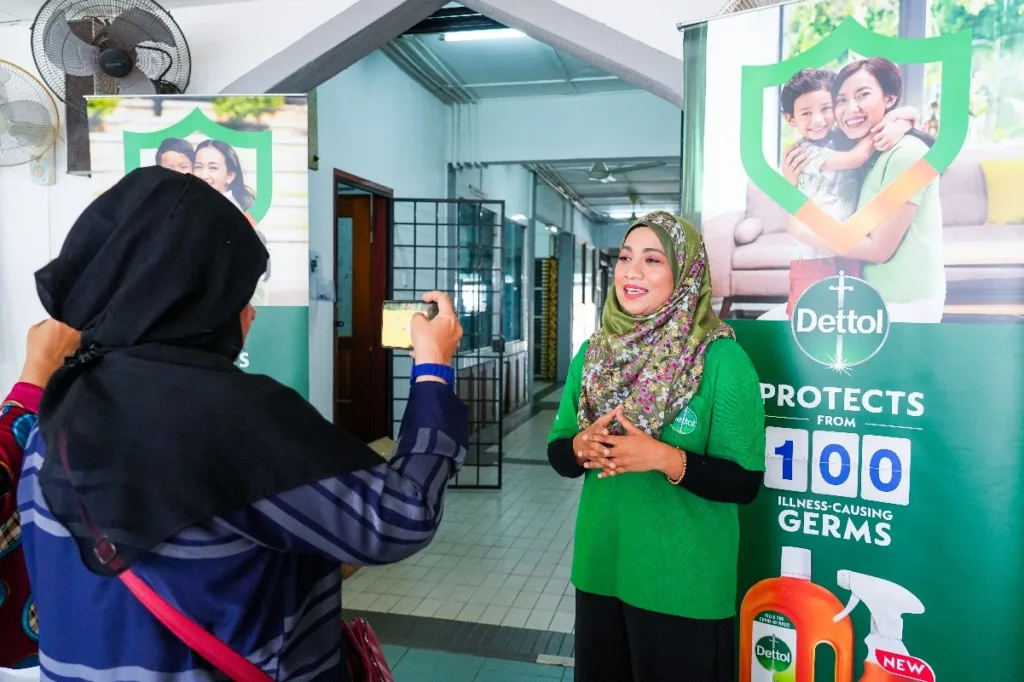 Dettol is introducing its Selangkah Lebih, Selangkah Kasih campaign