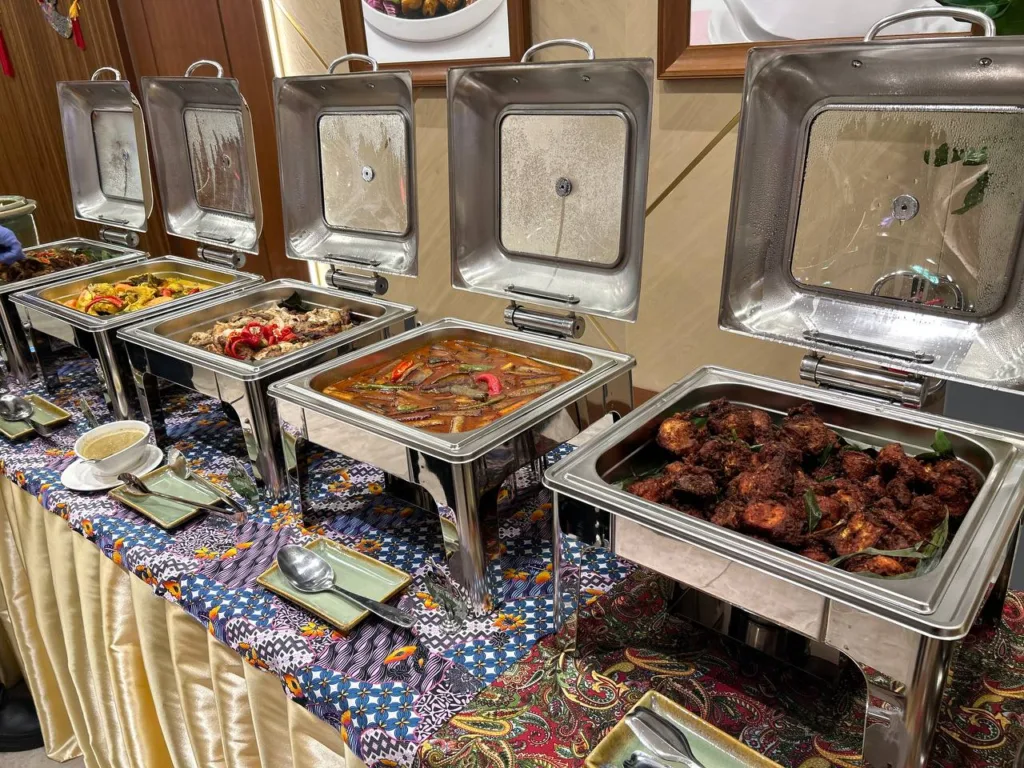 Grandmama's 'Sentuhan Tradisi' Ramadan Buffet: Main Course Section