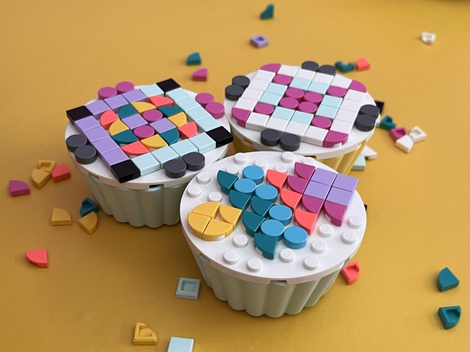 LEGO holiday cupcakes