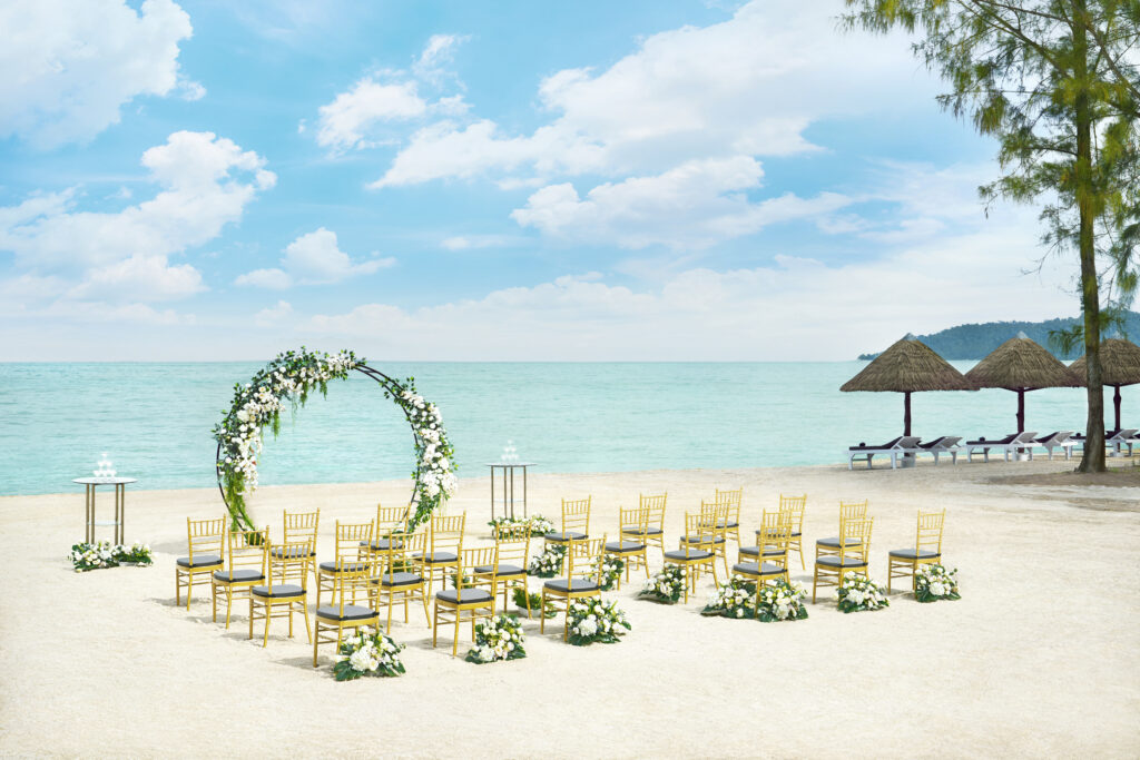 laut resort beach wedding